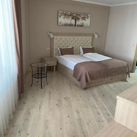 Vershyna Hotel Pilipets